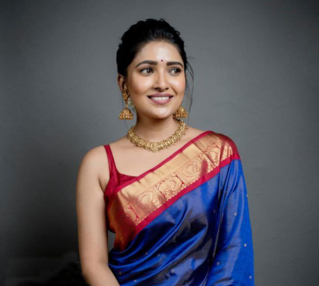 Vani Bhojan Biography