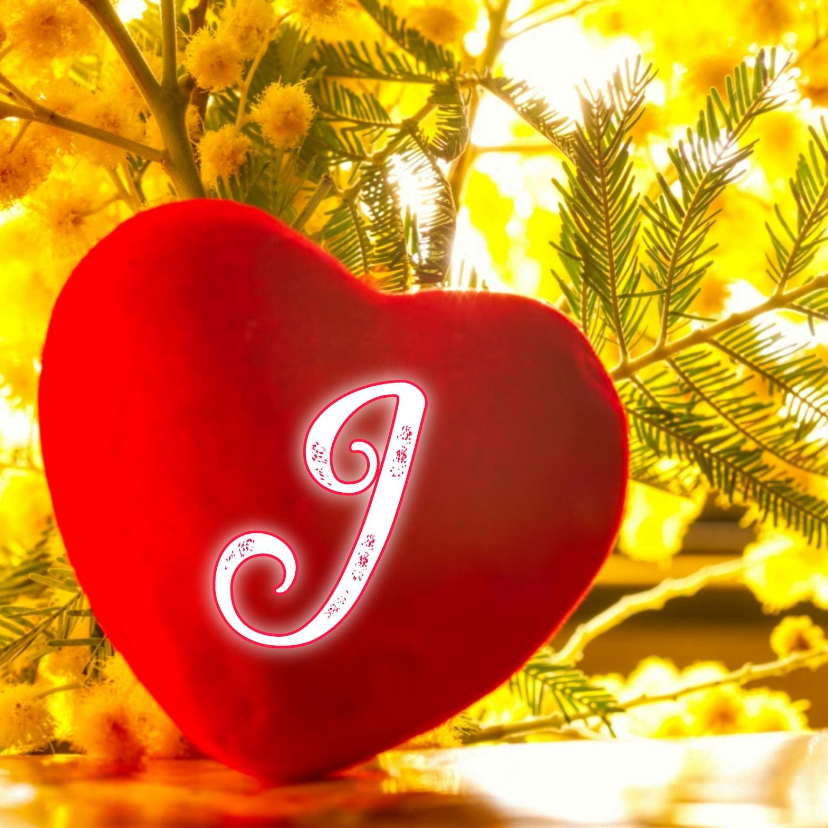 J অক্ষরের Love পিক